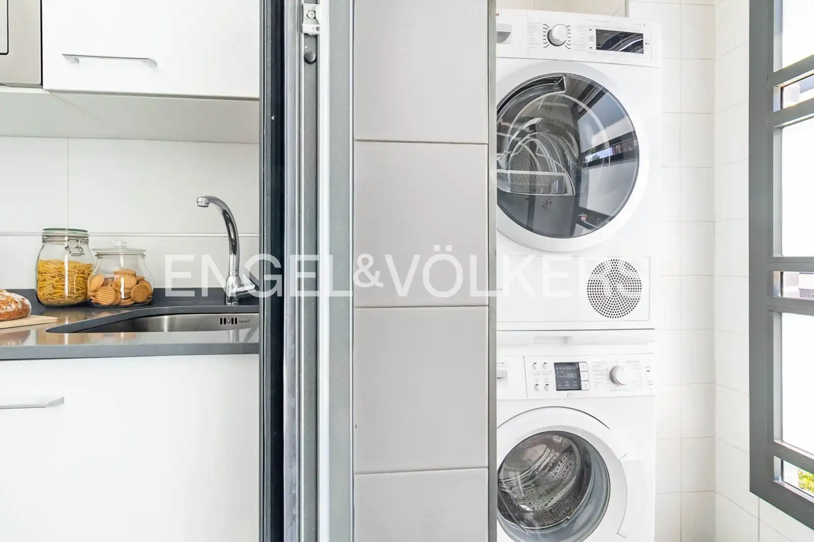 Flat for rent in Adelfas