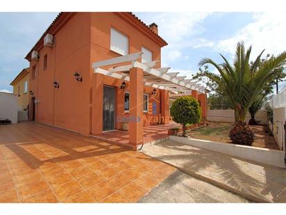 Exterior view of House or chalet for sale in Costur  with Air Conditioner and Terrace