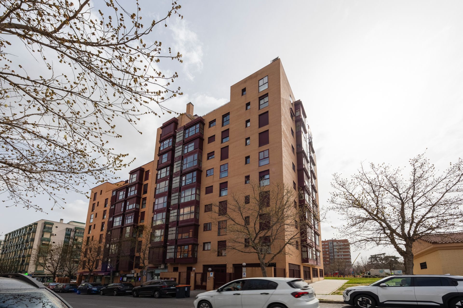 Exterior view of Attic for sale in  Madrid Capital  with Air Conditioner, Heating and Terrace
