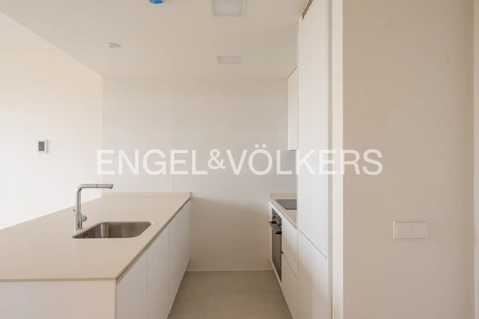 Cocina de Piso en venta en Madrid con Aire acondicionado, Calefacción y Trastero