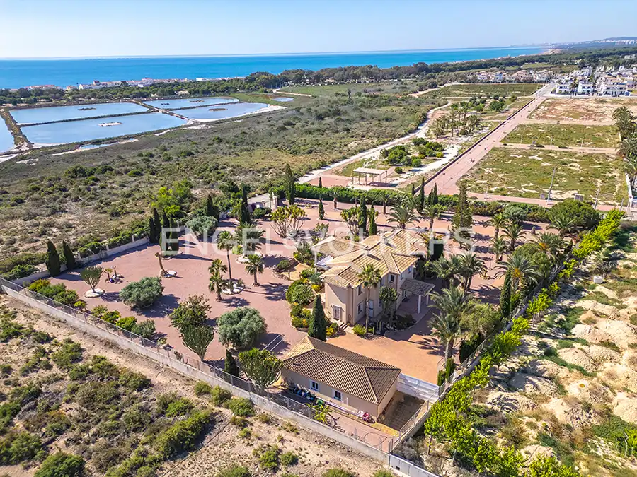 Houses for sale in Elche / Elx  with Air Conditioner, Heating and Private garden