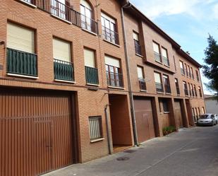 Außenansicht von Wohnungen zum verkauf in San Vicente de la Sonsierra mit Balkon