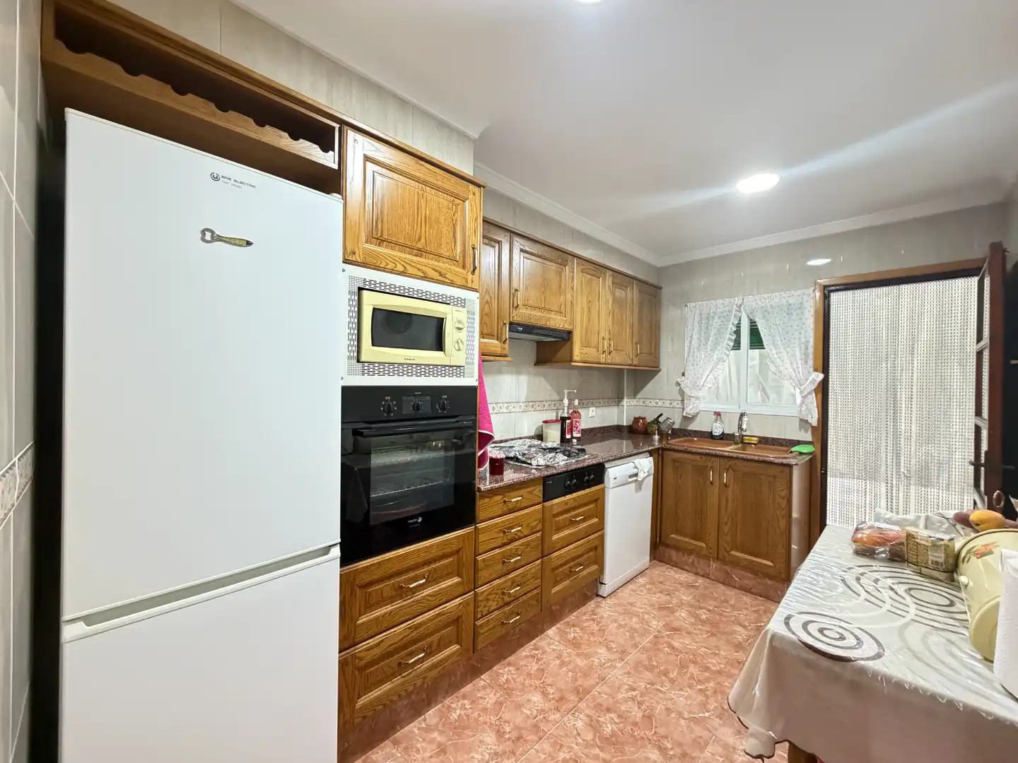 Cocina de Piso en venta en Carlet con Terraza, Trastero y Amueblado