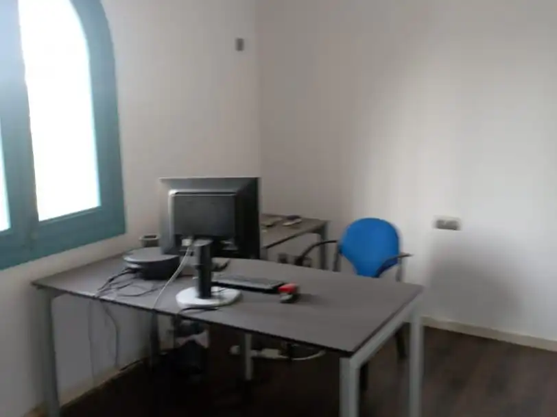 Büro zum Verkauf in Estepona mit Heizung und Balkon