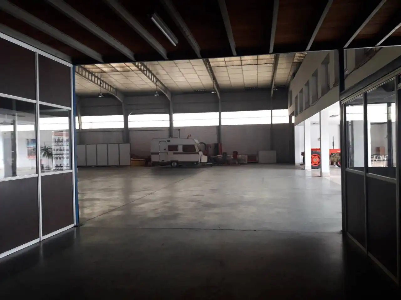 Fabrikhallen zur Miete in Carreño, Asturias