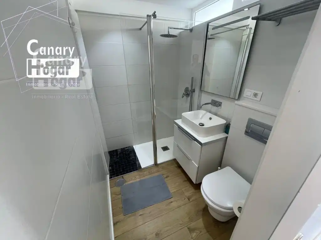 Baño de Estudio en venta en Adeje con Aire acondicionado, Calefacción y Piscina comunitaria