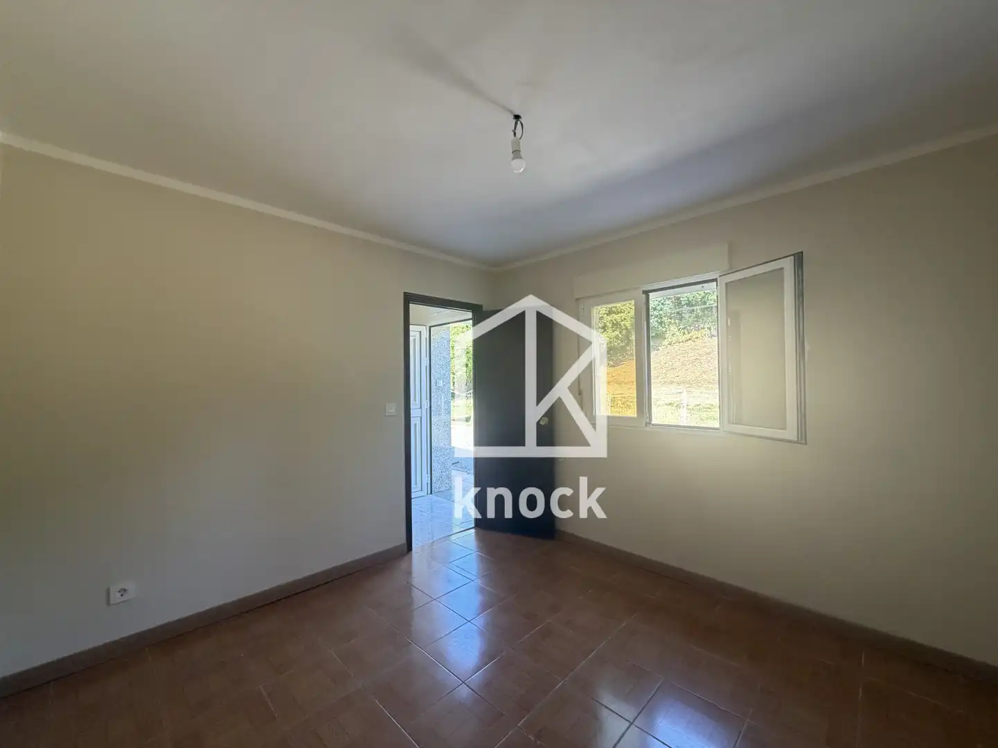 Parking de Casa adosada en venta en Langreo con Calefacción y Terraza