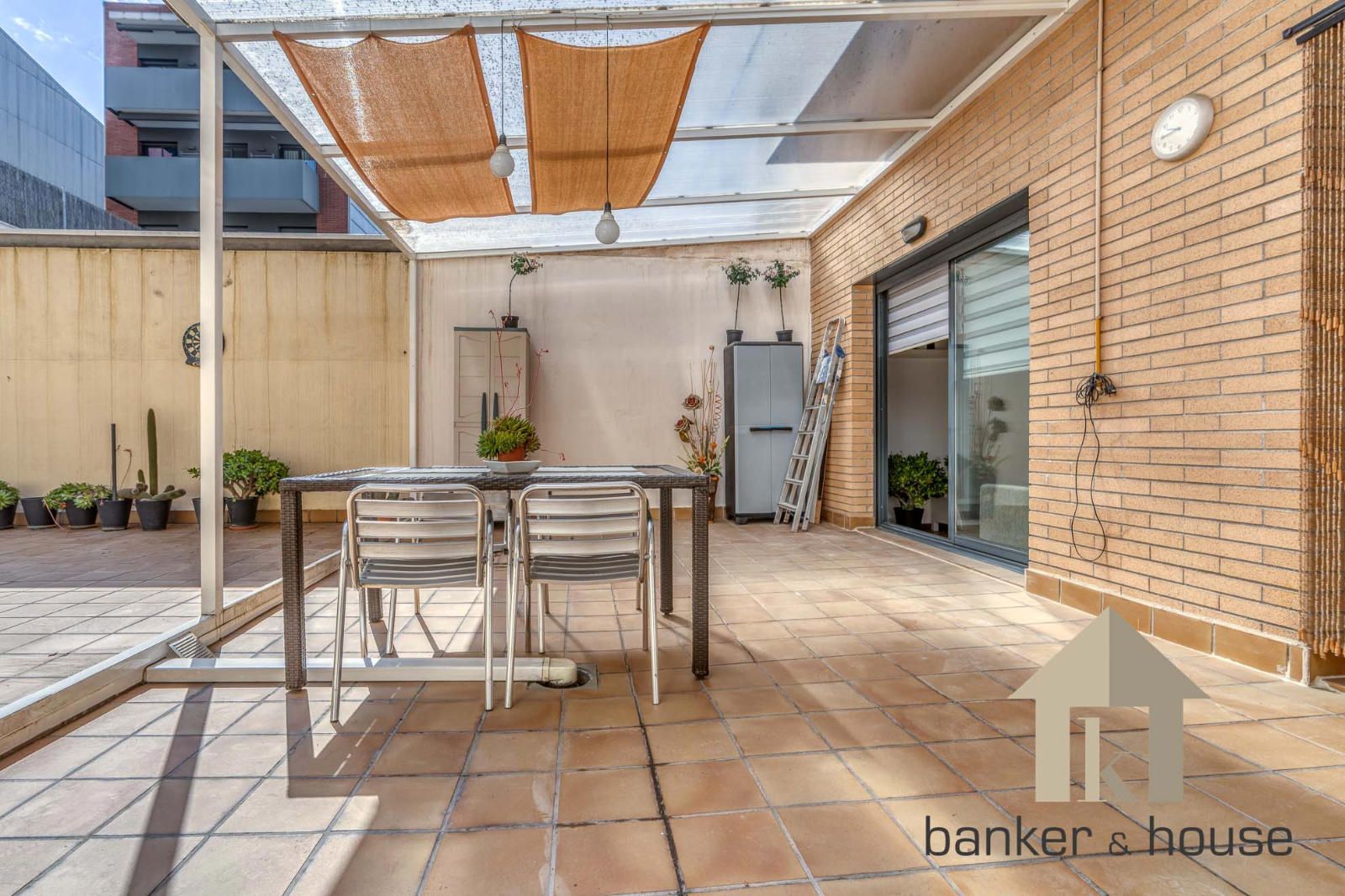 Terrassa de Pis en venda en Cerdanyola del Vallès amb Aire condicionat, Calefacció i Parquet