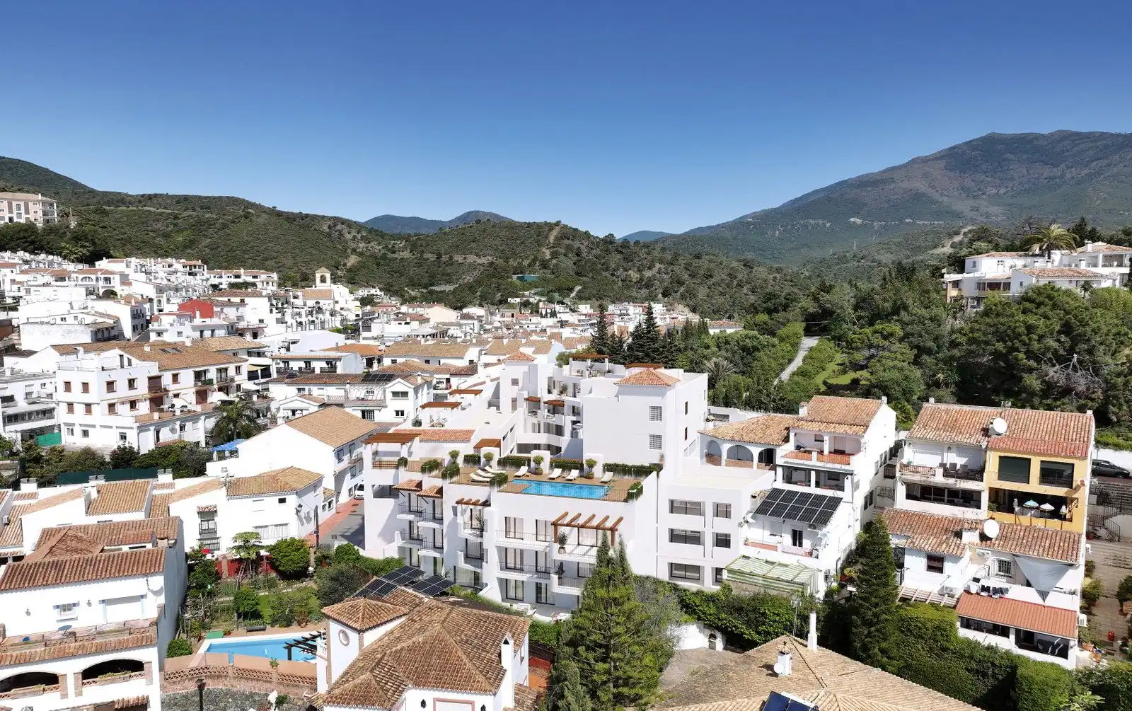 Àtic amb piscina en venda a Benahavís pueblo, imagen 23