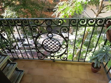 Pis amb balcó en venda a Les Corts