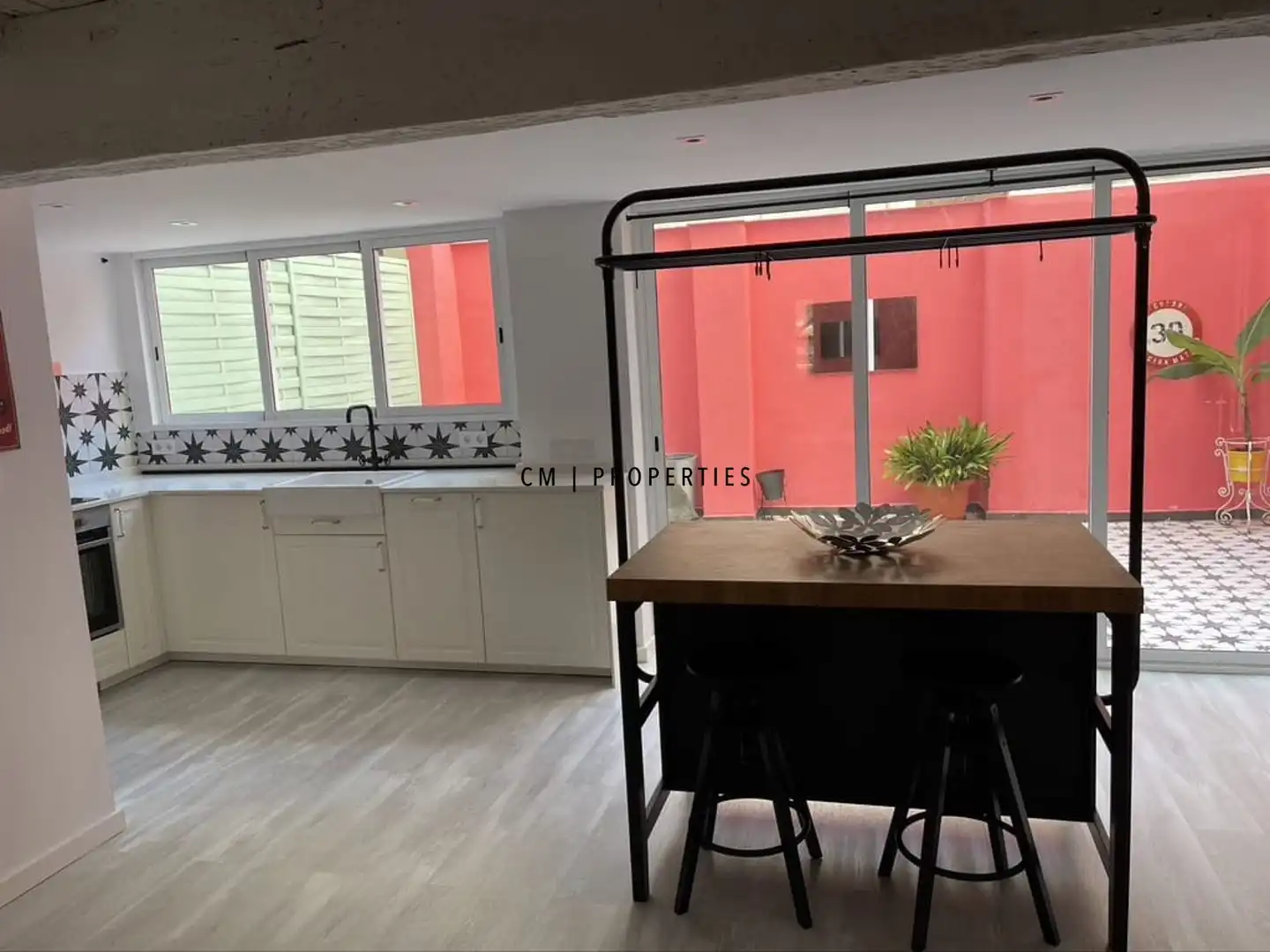 Kitchen of Flat for sale in Valencia  with Heating, Terrace and Balcony