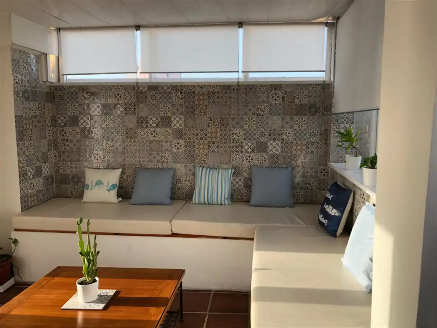 Sala de estar de Ático en venta en Ceuta con Parquet, Amueblado y Horno