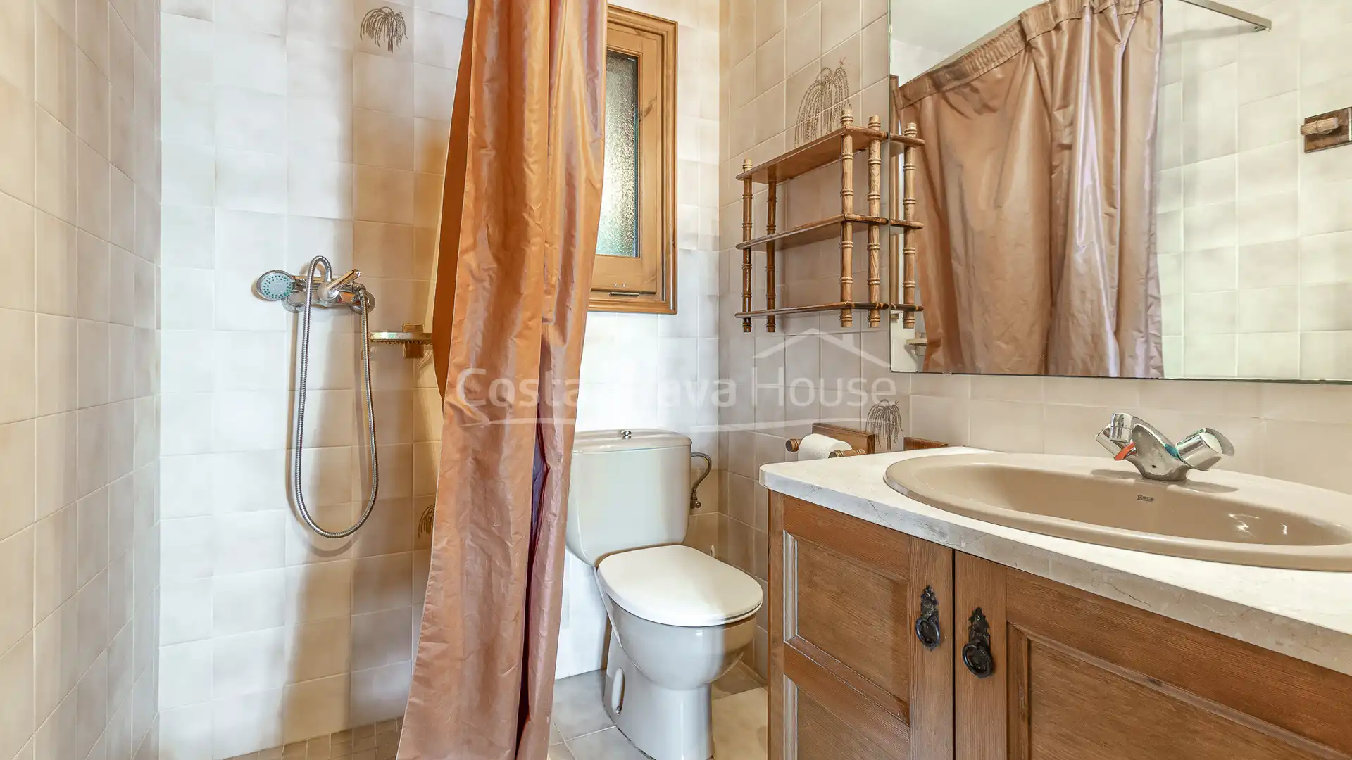 Badezimmer von Haus oder Chalet zum Verkauf in Begur mit Heizung, Privatgarten und Terrasse