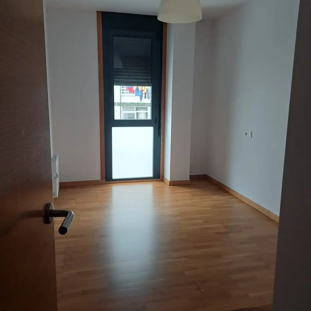 Habitación de Piso en venta en Vilagarcía de Arousa con Calefacción, Parquet y Trastero