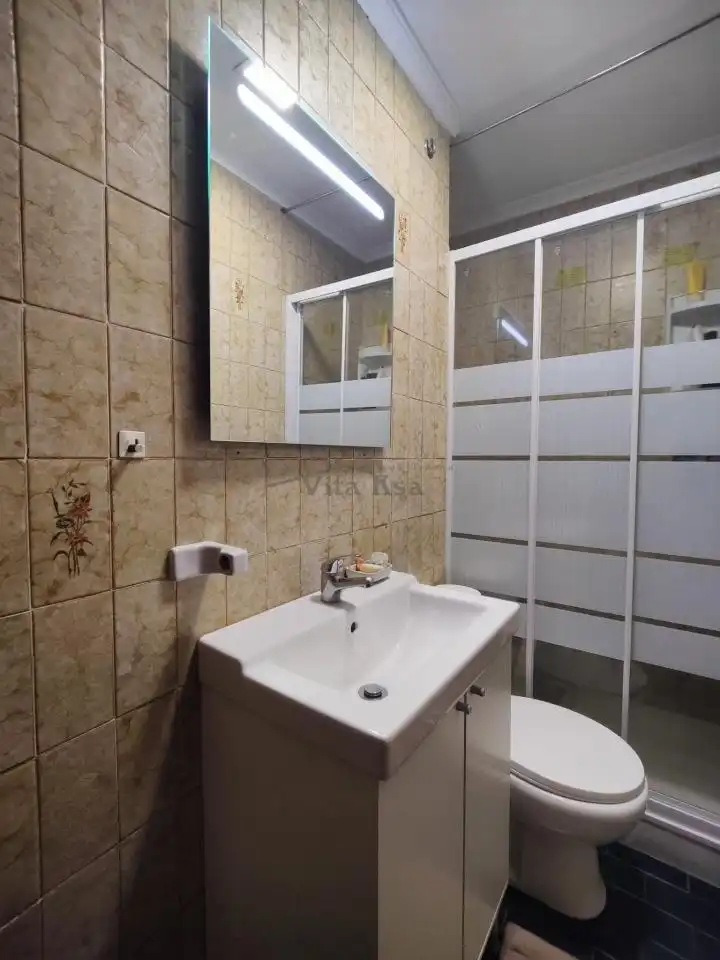Bathroom of Flat for sale in Ourense Capital   with Heating, Storage room and Balcony