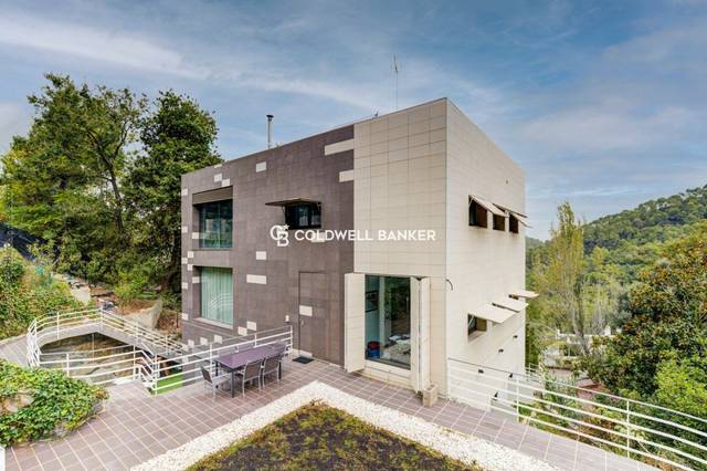 Casa-chalet en Venta en Avinguda de Can Cortés en Les Planes