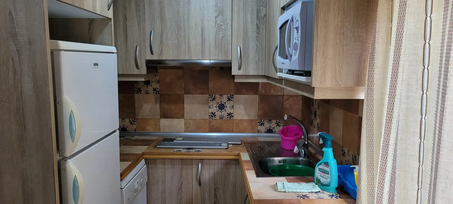 Kitchen of Study for rent in Cuenca  with Air Conditioner, Heating and Furnished