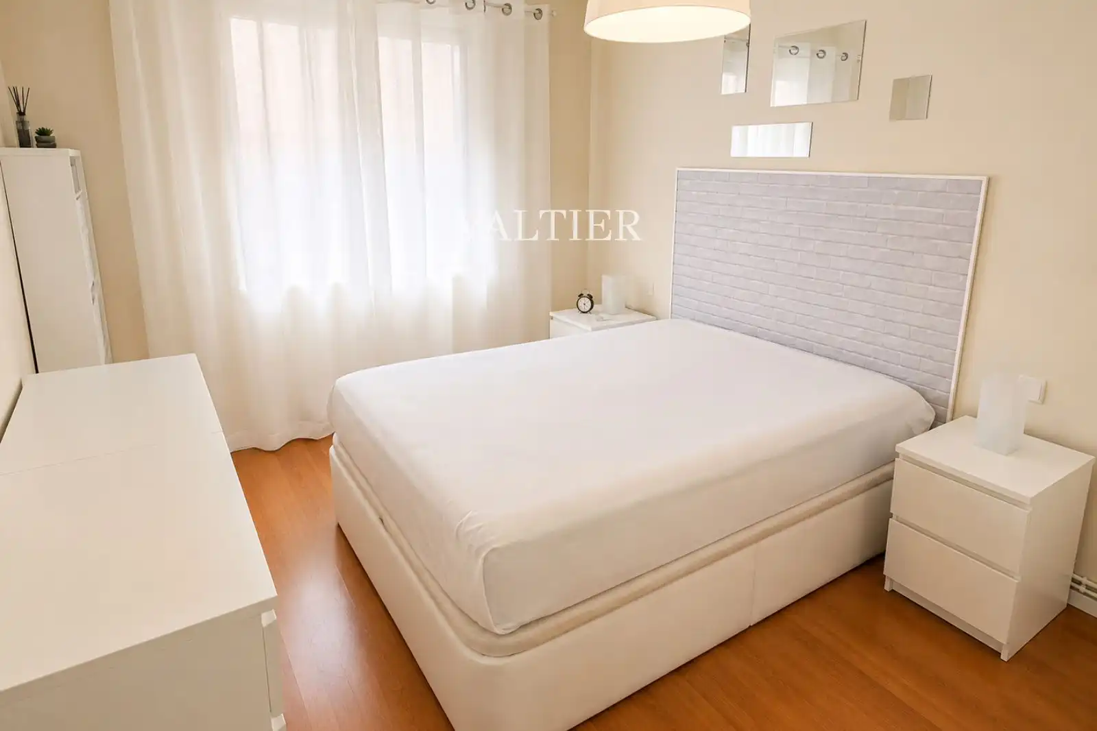 Habitación de Ático de alquiler en Madrid con Aire acondicionado y Amueblado