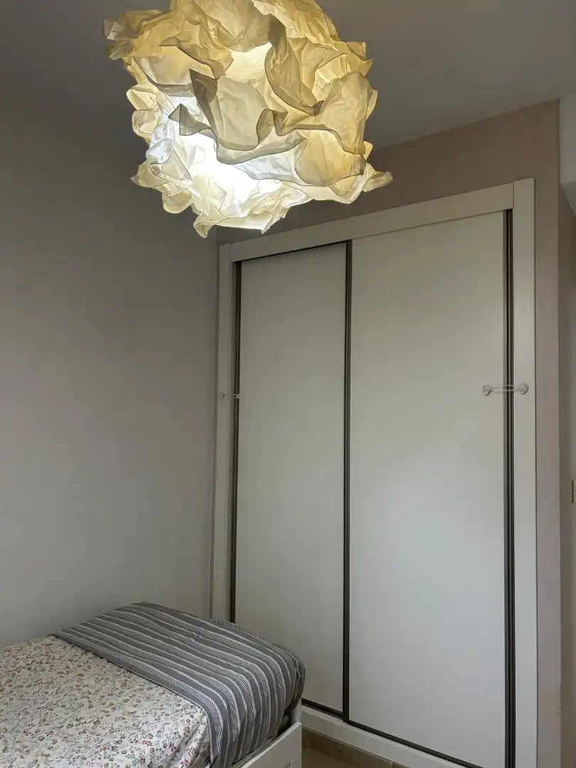 Habitación de Piso de alquiler en Valencia con Aire acondicionado, Amueblado y Horno