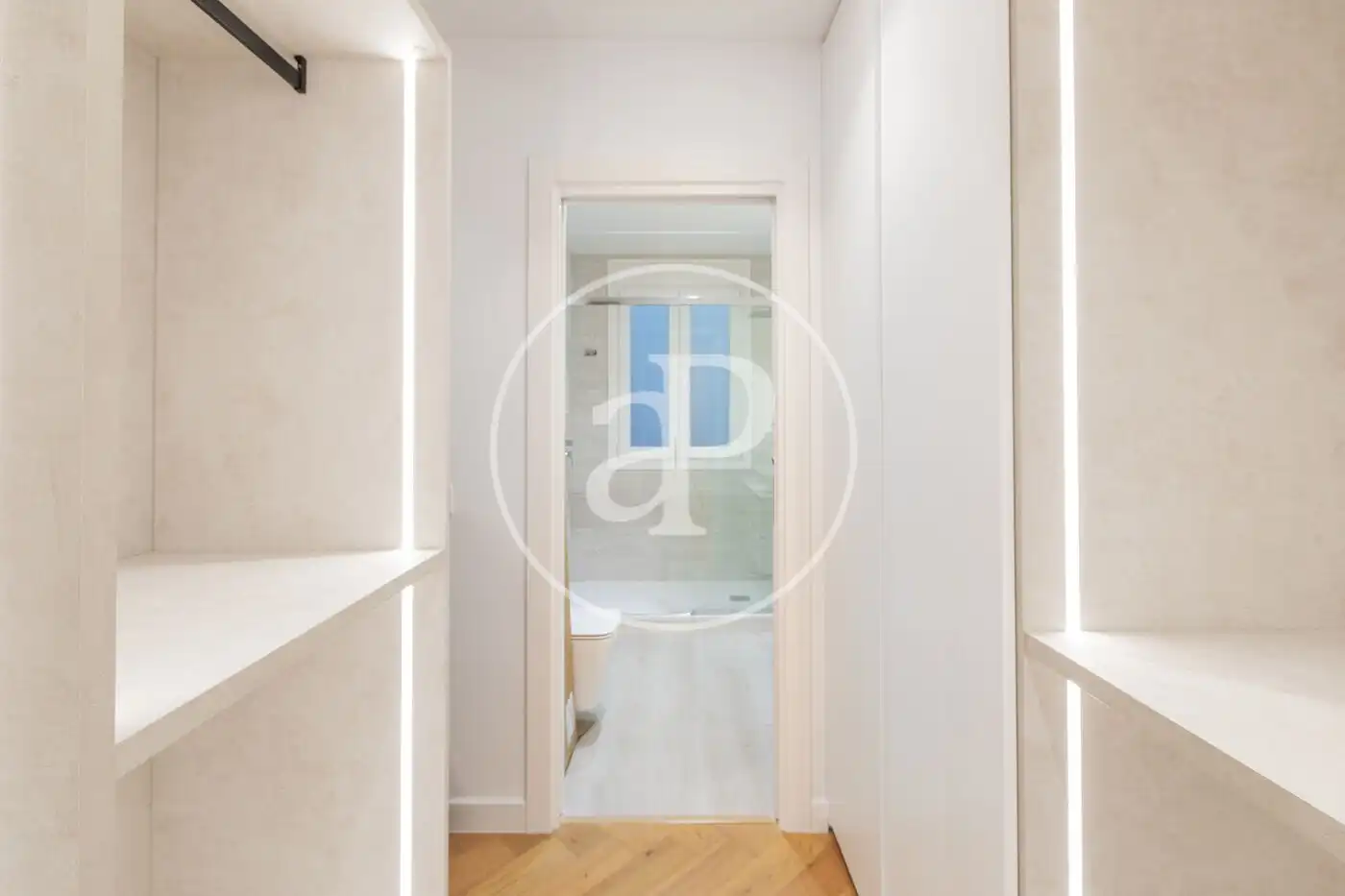 Piso en venta en Madrid con Aire acondicionado, Calefacción y Amueblado