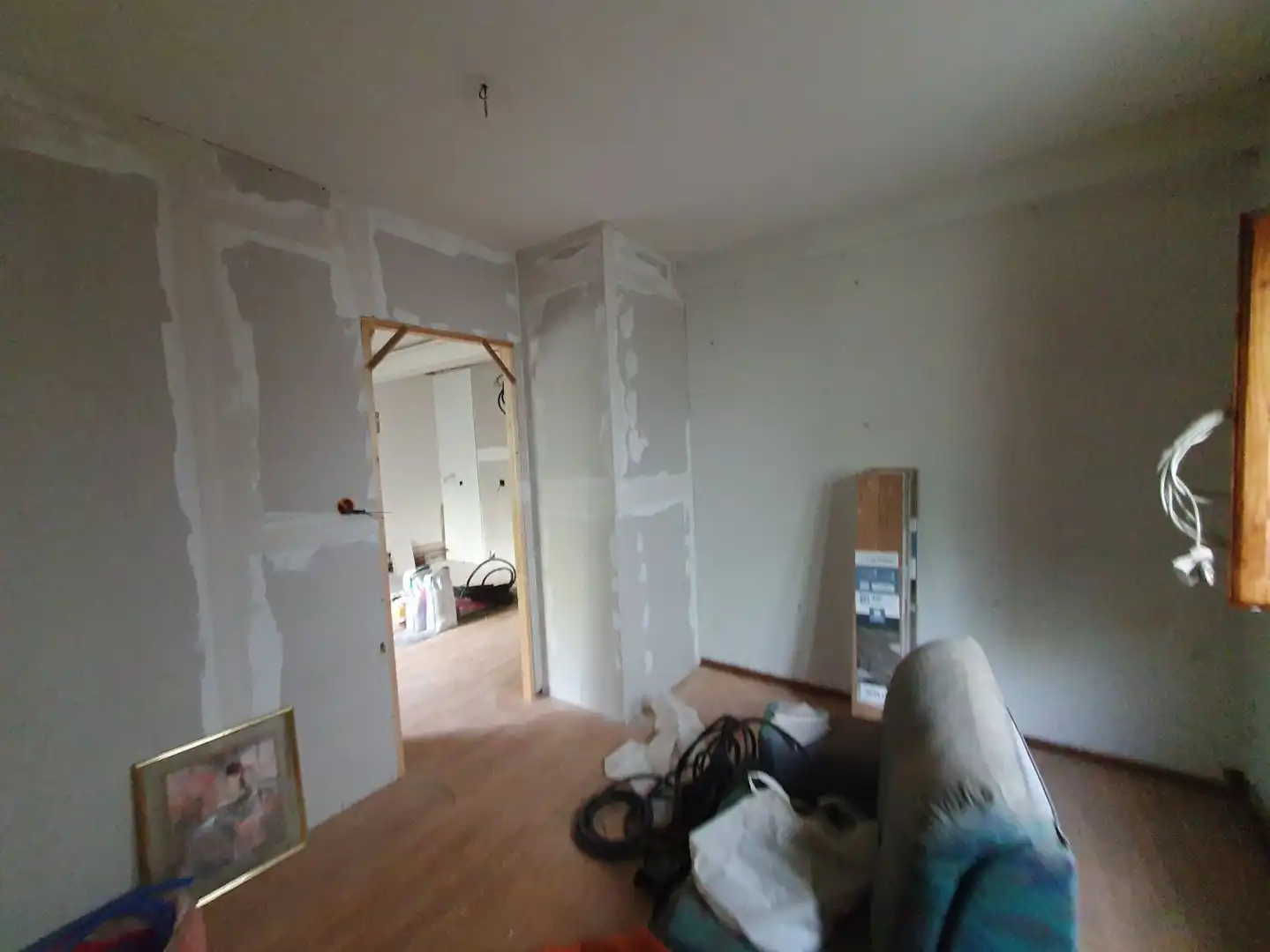 Schlafzimmer von Wohnung zum Verkauf in Salas mit Heizung, Terrasse und Balkon