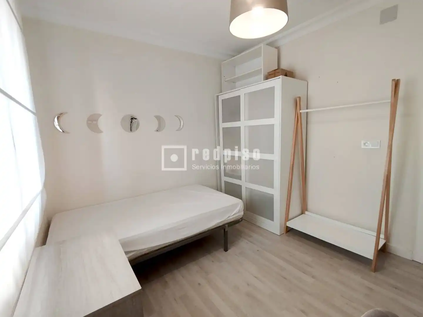 Bedroom of Flat for rent in Sevilla  with Air Conditioner, Heating and Terrace