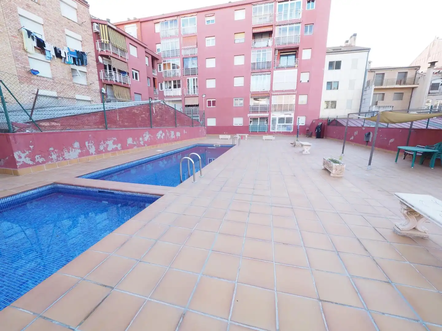 Swimming pool of Flat for sale in Manresa  with Community pool