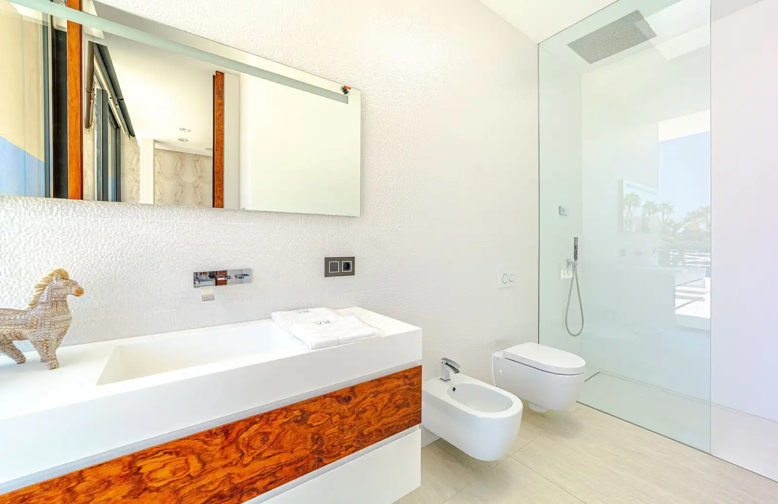 Badezimmer von Haus oder Chalet zur Miete in Marbella mit Klimaanlage, Privatgarten und Terrasse