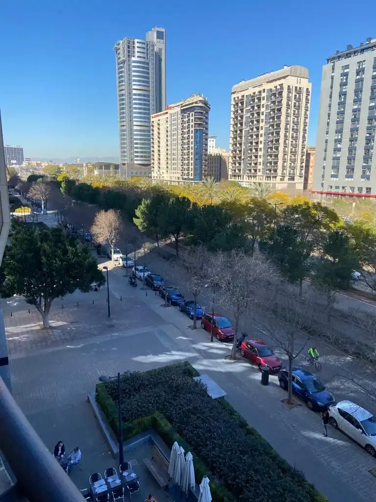 Parkplatz von Wohnung zum Verkauf in Valencia mit Klimaanlage, Heizung und Balkon