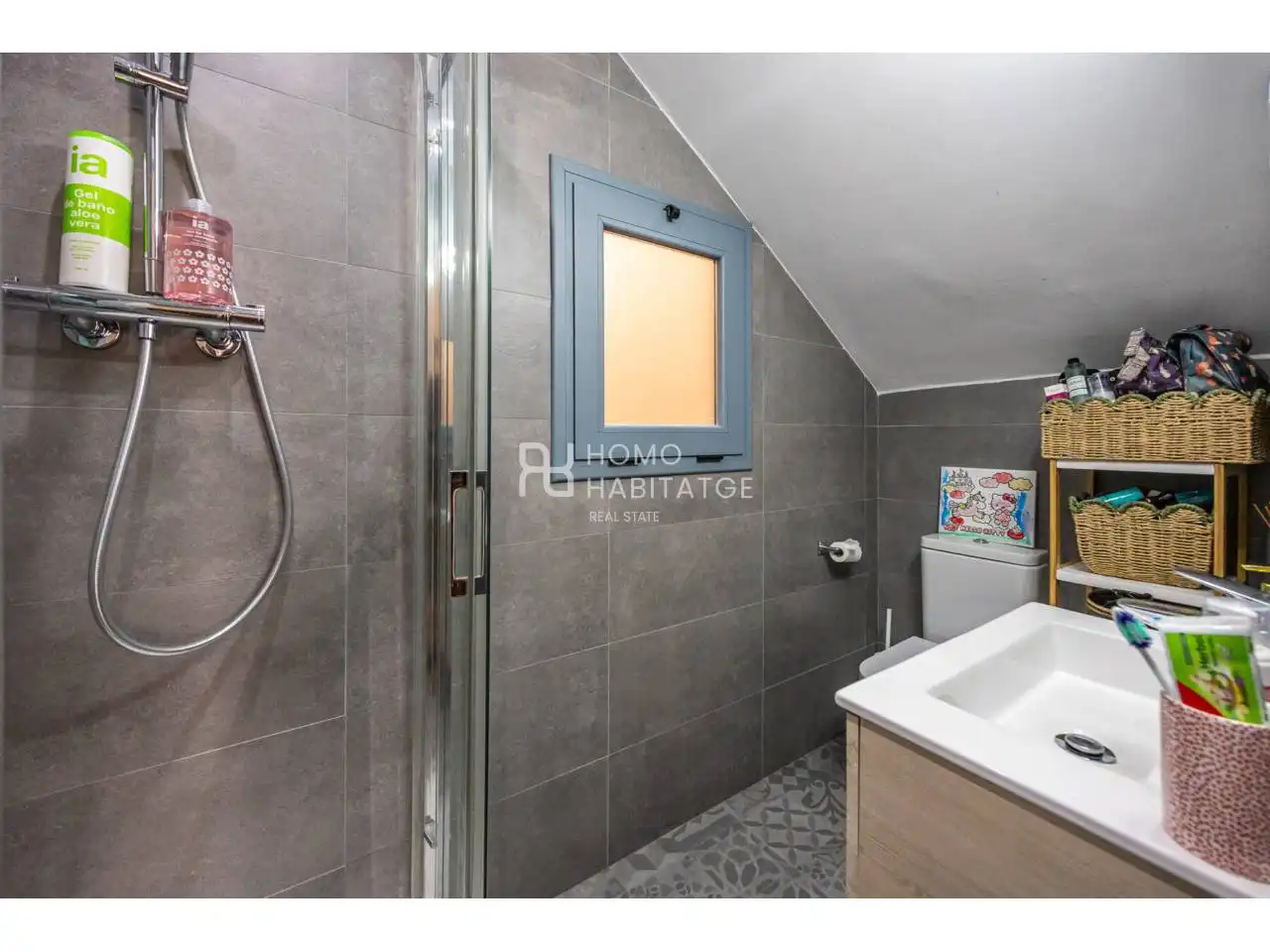 Bany de Dúplex en venda en Sabadell amb Aire condicionat, Calefacció i Parquet