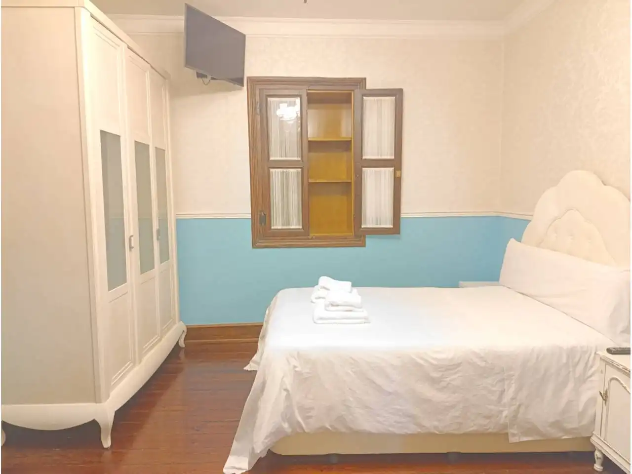 Schlafzimmer von Einfamilien-Reihenhaus zum Verkauf in Lena mit Heizung, Terrasse und Möbliert