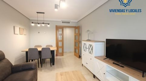 Foto 2 de Piso de alquiler en Avenida Gloria Fuertes, Angustias - Chana - Encina, Granada Capital