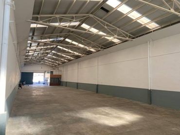 Industrial building to rent in Lliçà de Vall