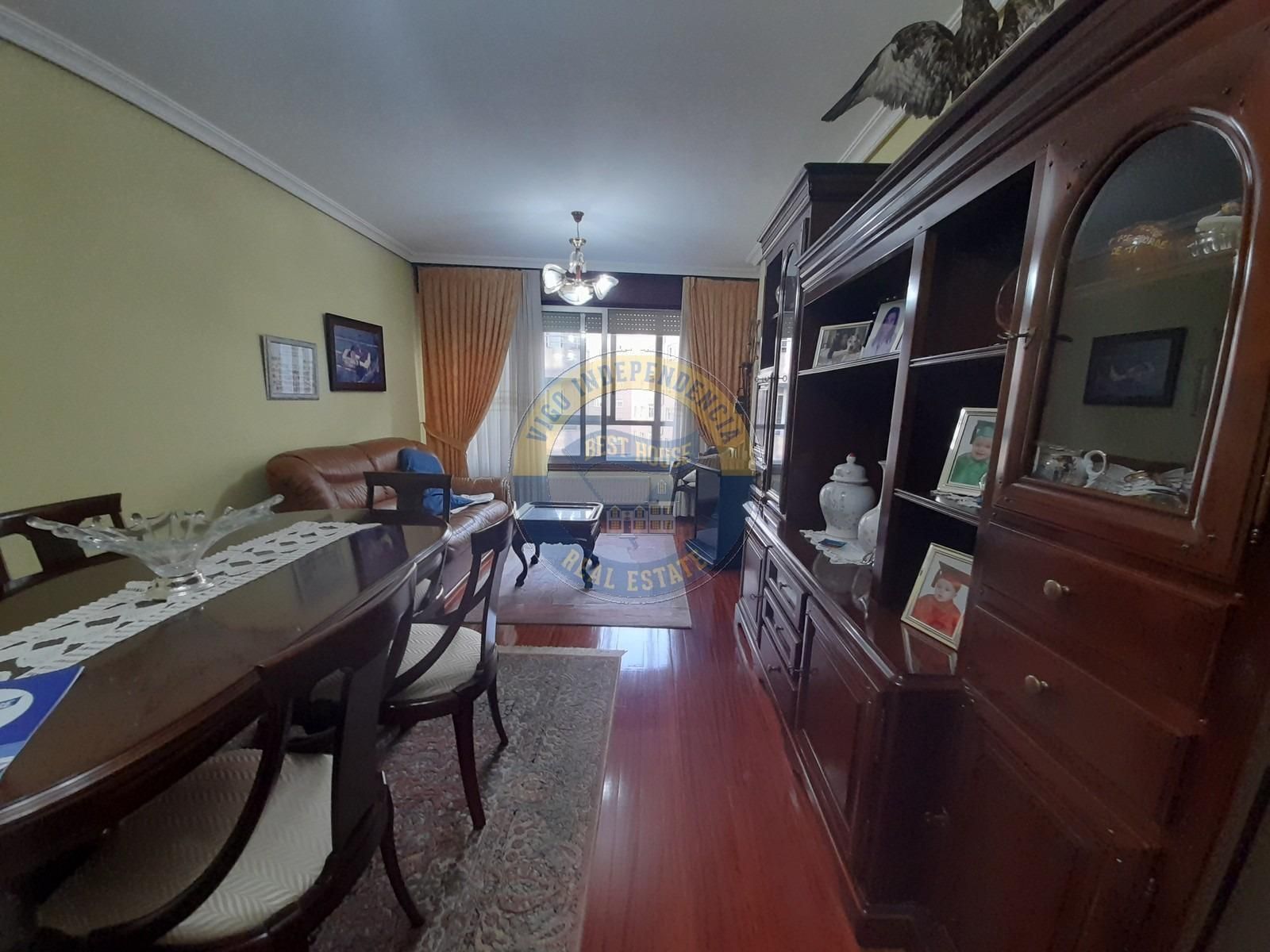 Living room of Flat for sale in Vigo   with Heating and Storage room