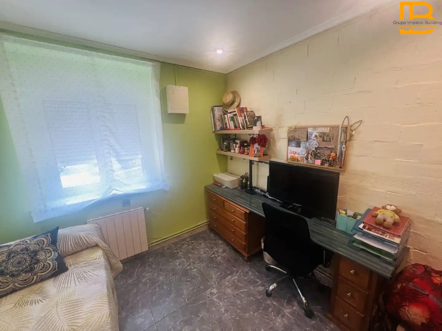 Habitación de Piso en venta en Colindres con Calefacción, Terraza y Amueblado