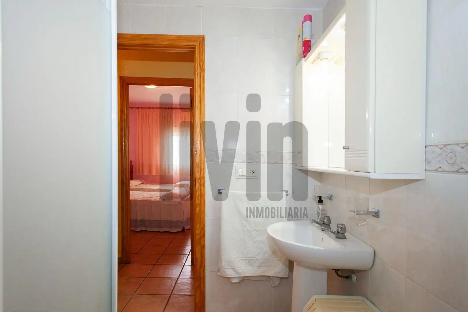 Dormitori de Casa o xalet en venda en Jaén amb Aire condicionat, Calefacció i Jardí privat