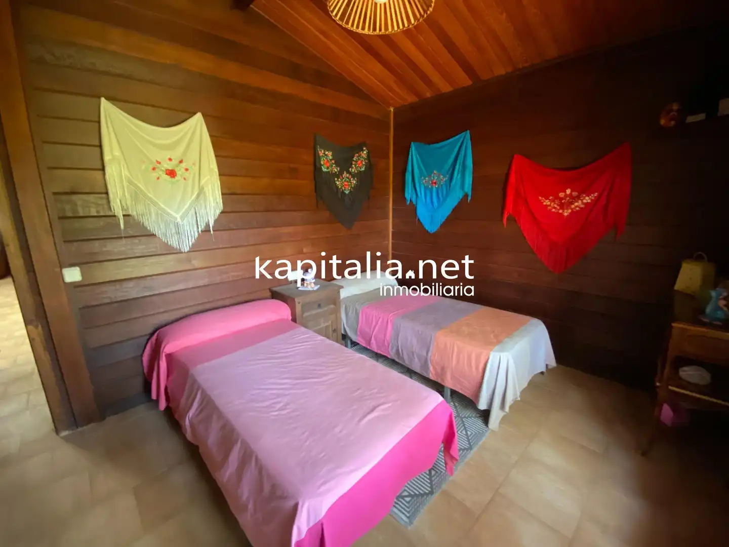 Habitación de Casa o chalet en venta en Alberic con Jardín privado, Piscina y Amueblado