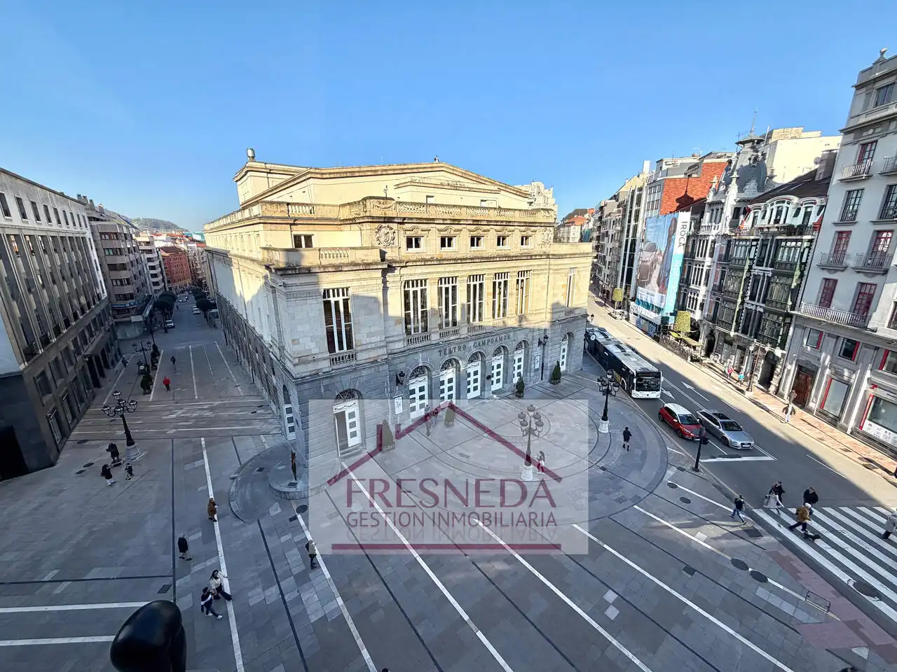 Piso de alquiler en Salesas - Foncalada - Campoamor