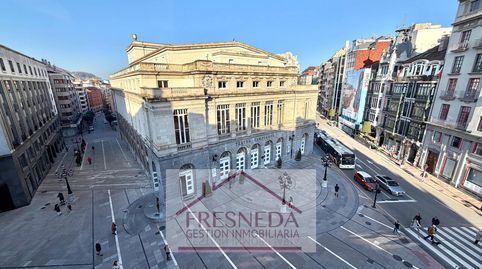 Foto 2 de Piso de alquiler en Salesas - Foncalada - Campoamor, Oviedo