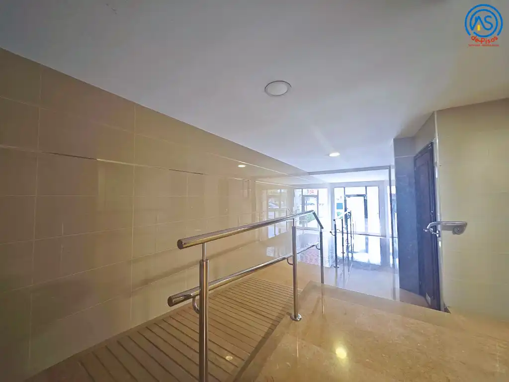 Wohnung zur Miete in Zaragoza, Zaragoza