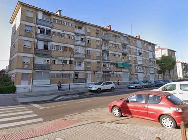 Flat with balcony for sale in El Rabal