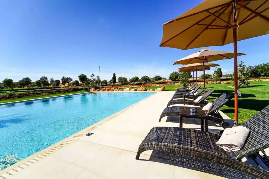 Piscina de Finca rústica en venta en Llucmajor con Aire acondicionado, Calefacción y Parquet