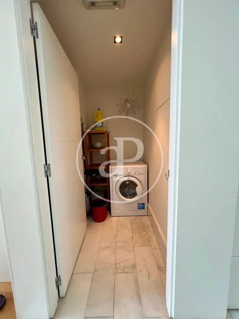 Loft de alquiler en Valencia con Aire acondicionado y Amueblado