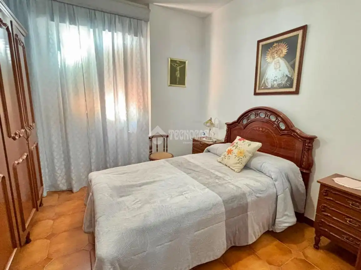 Flat with terrace for sale in C. Tarifa, imagen 7