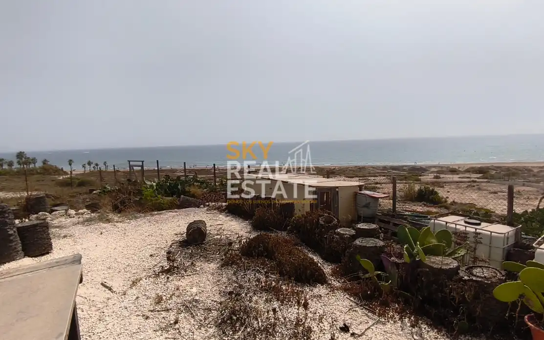 Casa pareada con jardín en venta en San Gabriel - Palmeral - Urbanova