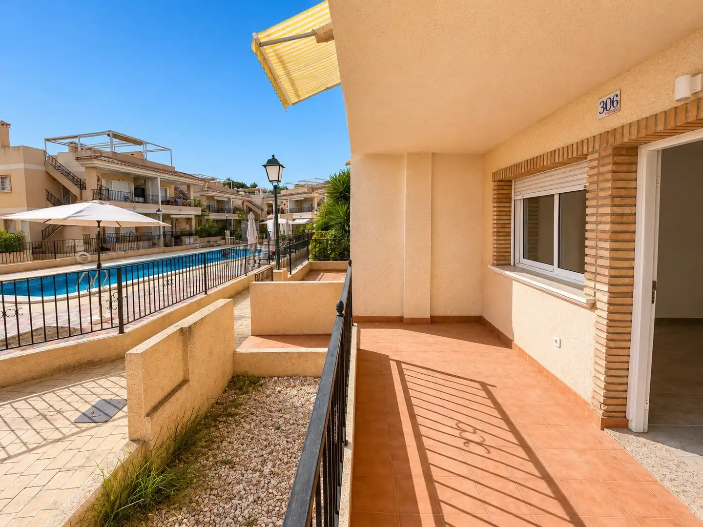 Terraza de Planta baja de alquiler en Algorfa con Aire acondicionado, Calefacción y Jardín privado