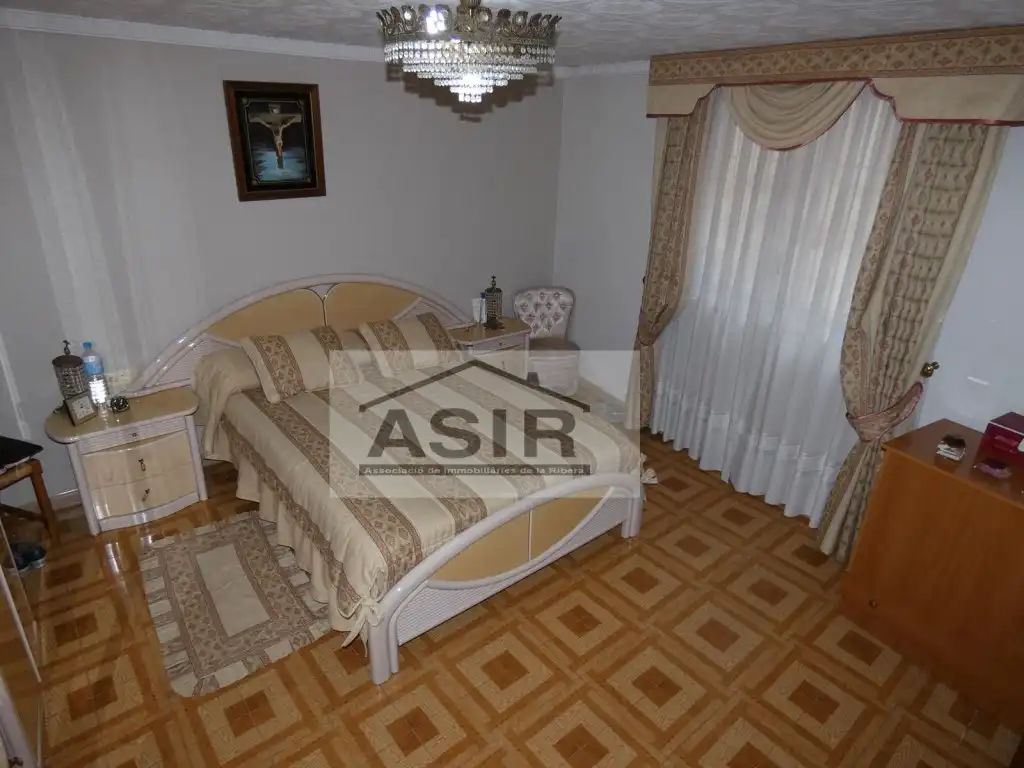 Dormitori de Casa o xalet en venda en Alzira