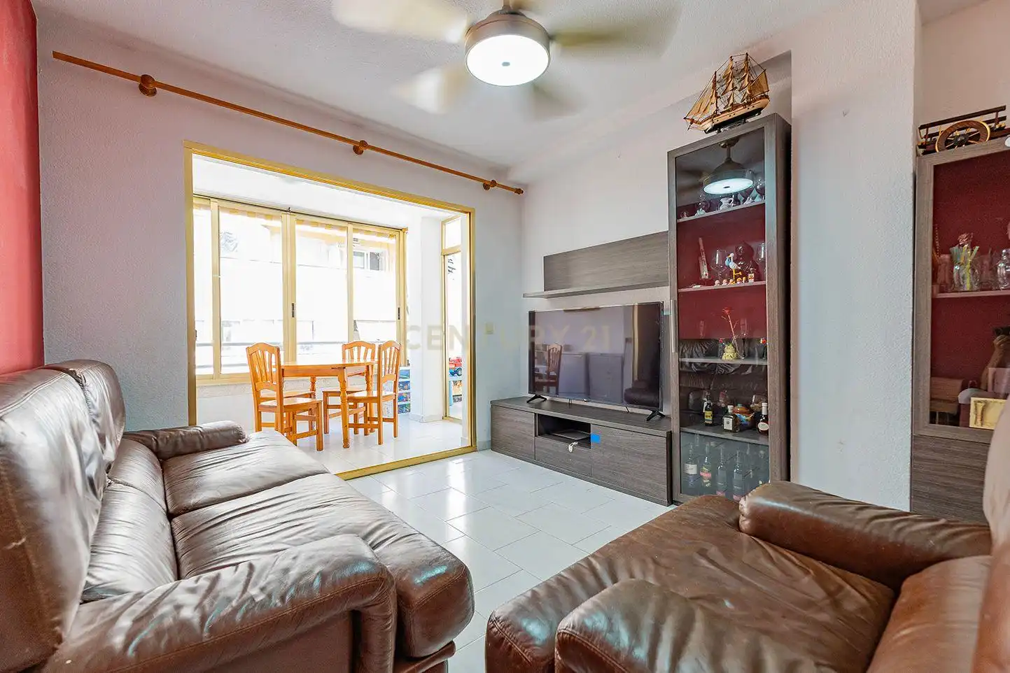 Apartamento con terraza en venta en CL MAESTRO SERRANO 3CALP (ALICANTE) 3, imagen 2