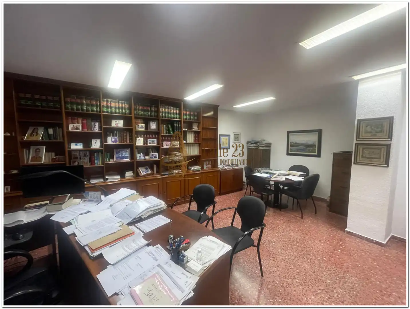 Oficina amb ascensor de lloguer a Centro