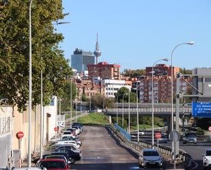 Vista exterior de Nau industrial en venda en  Madrid Capital